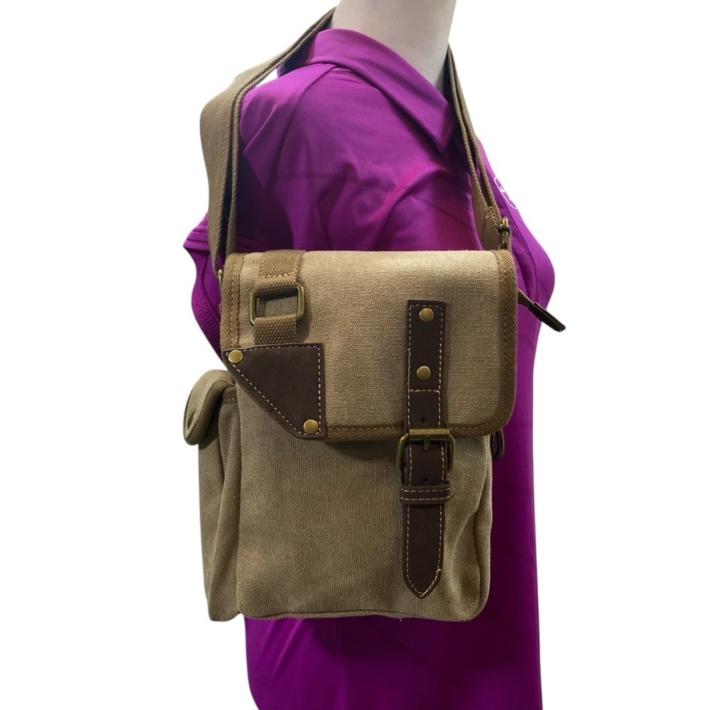 Cargoit Crossbody Travel Bag Cargo Canvas Flap Brown Tan Medium Adjustable strap